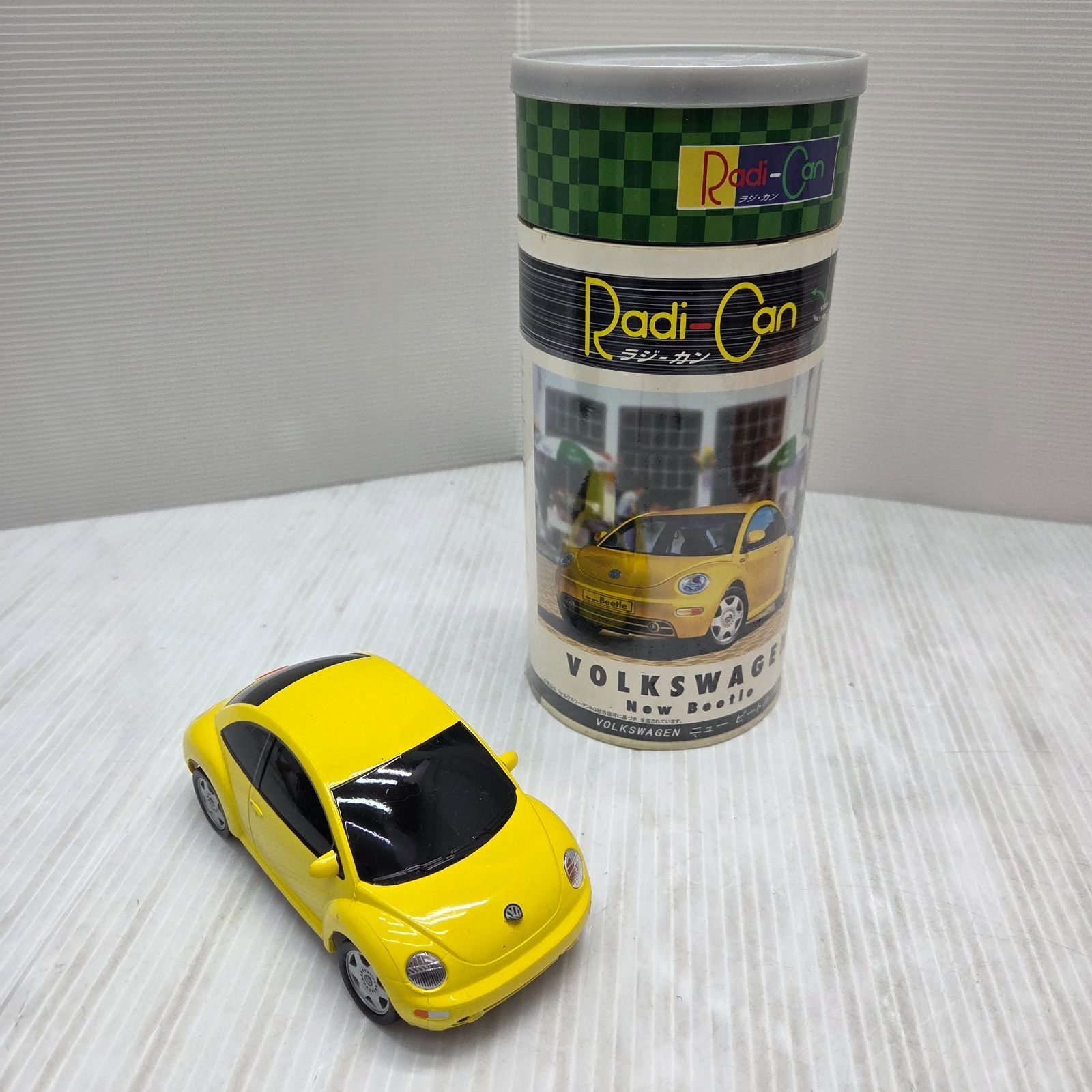Volkswagen ビートル 黄色 ラジコン Radi-Can Volkswagen New Beetle 1/32 ラジコン - メルカリ