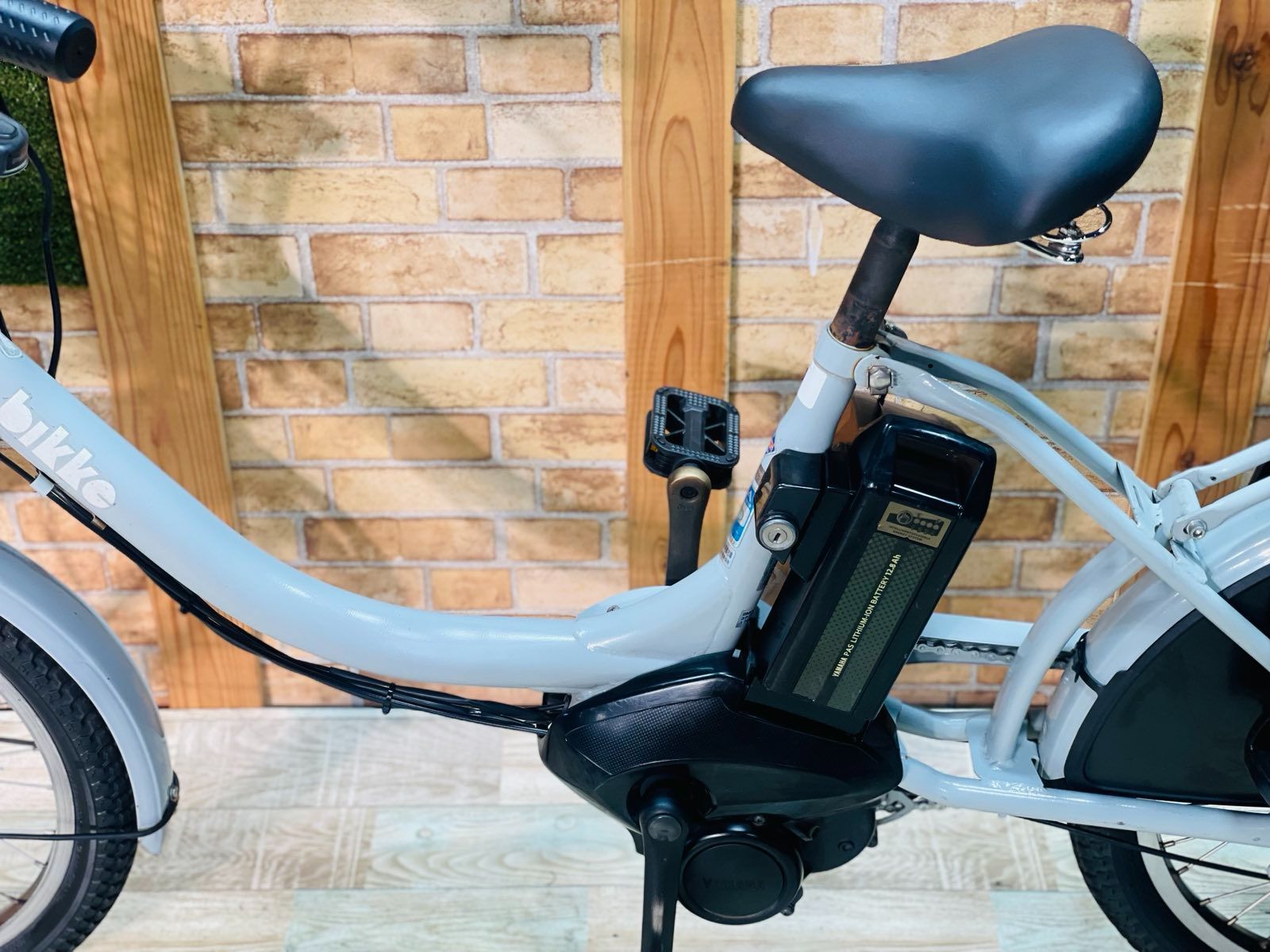 超特価！！】【超人気色】【BIKKE】【12.8AHバッテリー】【ビッケ