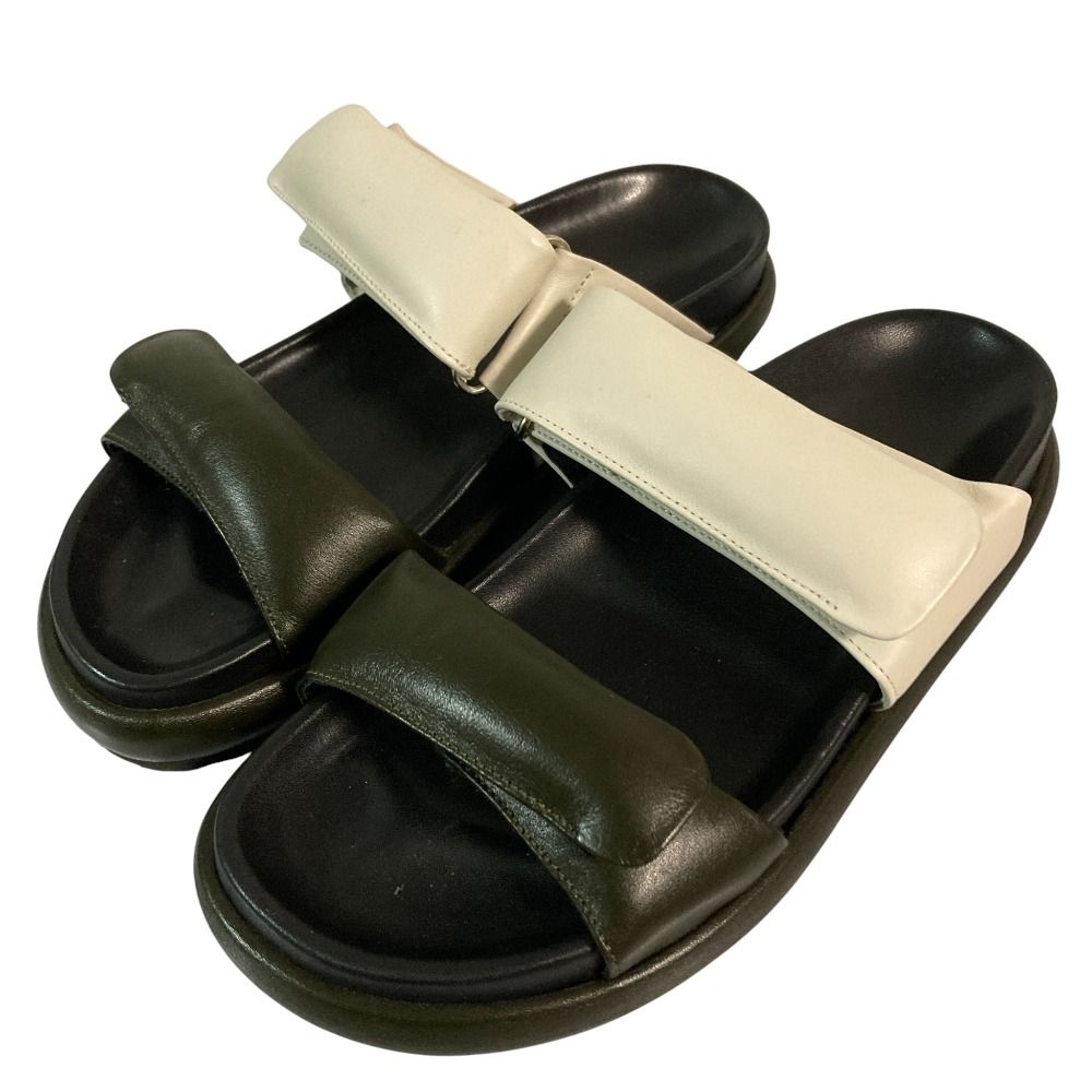 美品 PIERRE HARDY ピエールアルディ バイカラー ストラップ フラット