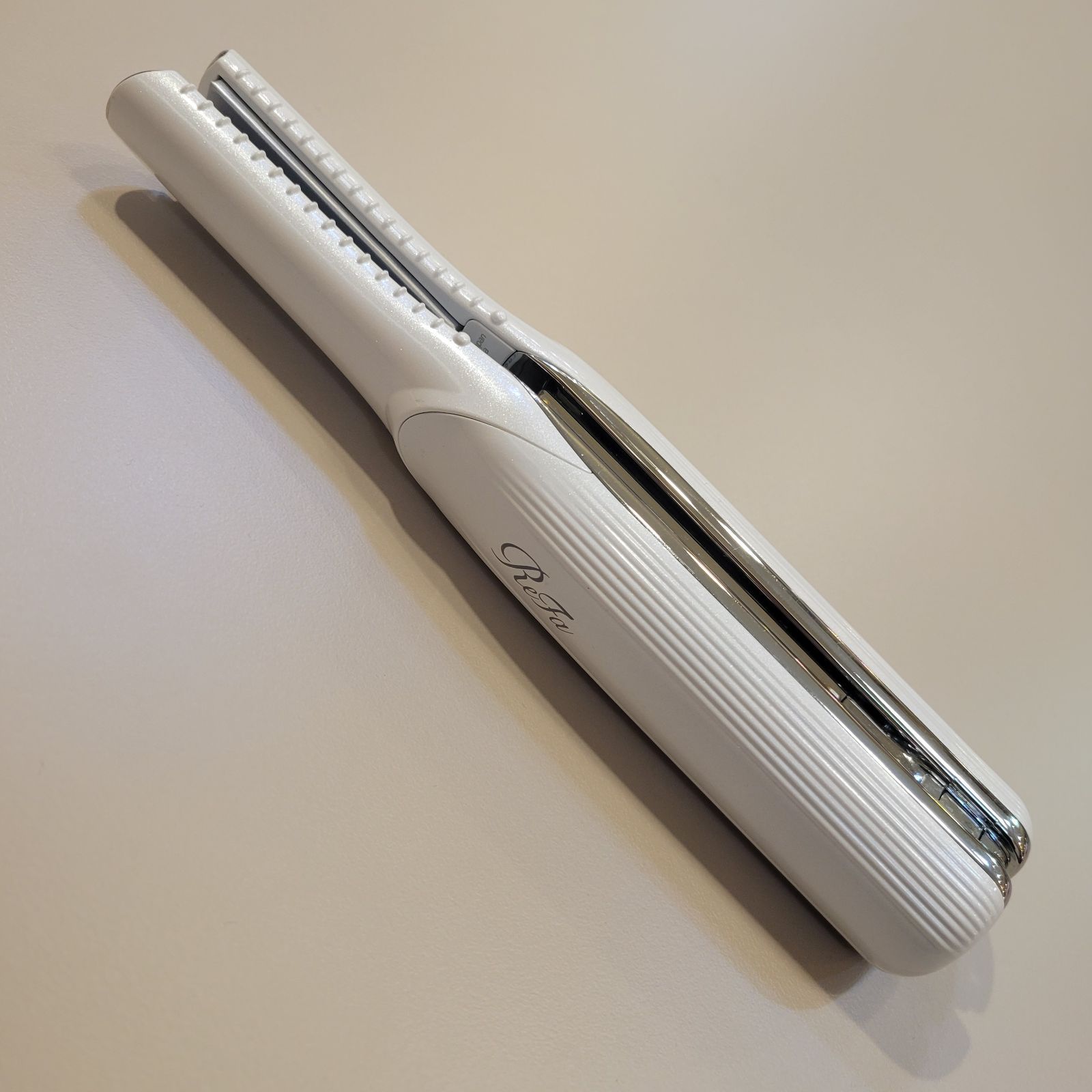 美品】ReFa フィンガー アイロン STホワイト リファ 〓 - メルカリ