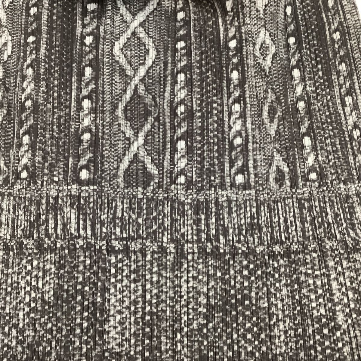 PLEATS PLEASE ケーブルニット転写プリントスカート