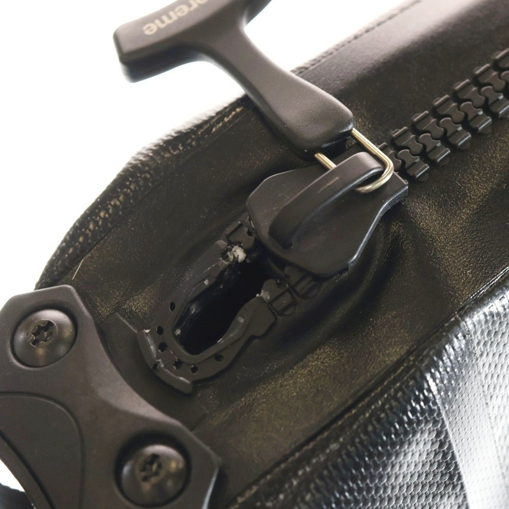 SUPREME (シュプリーム) ×ORTLIEB Small Messenger Bag ×オルトリーブ