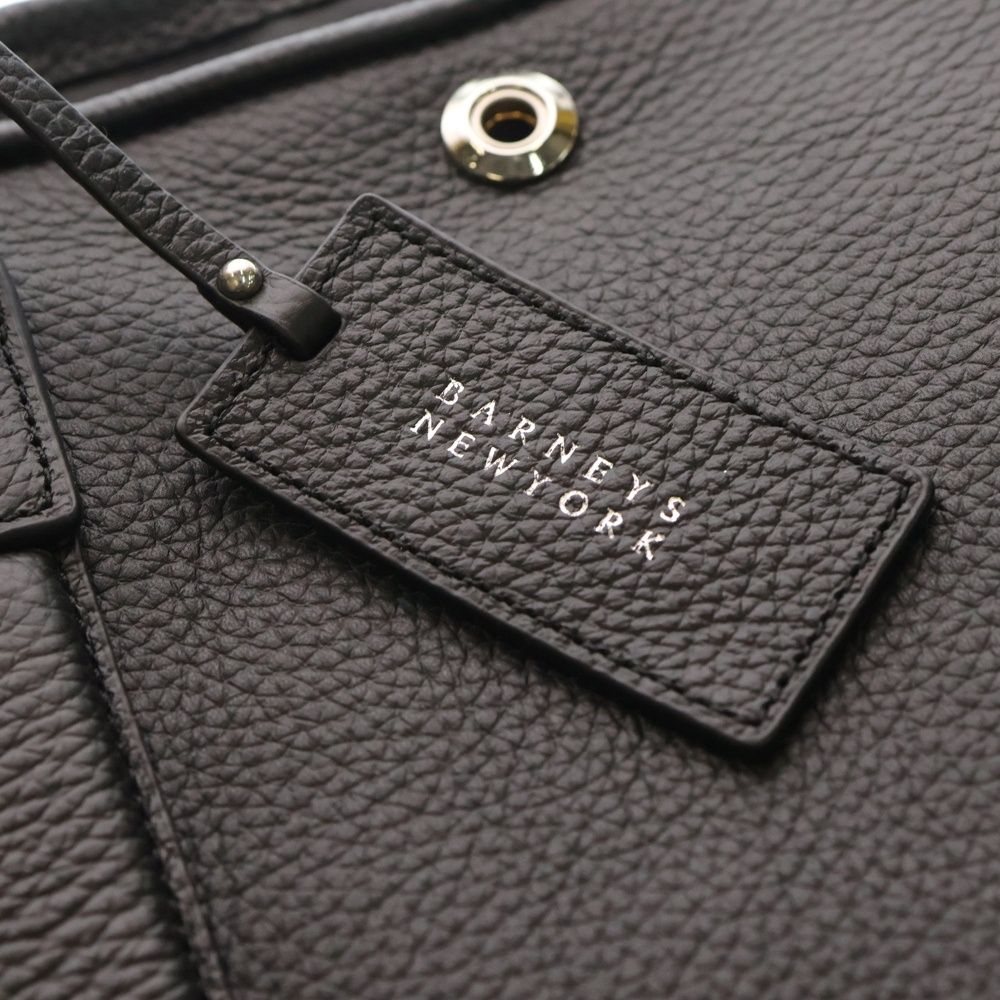 BARNEYS NEWYORK (バーニーズ ニューヨーク) ×Mercedes Benz