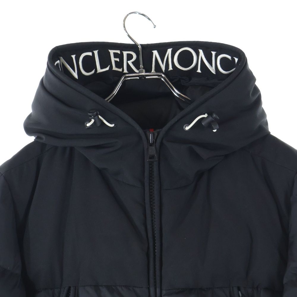 MONCLER (モンクレール) 18AW MONTCLAR モンクラー ワッペン ロゴ刺繍