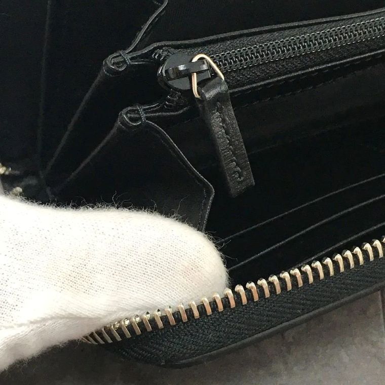 送料込み！ 未使用品 GUCCI ジップウォレット 420736 ブラック 箱付き