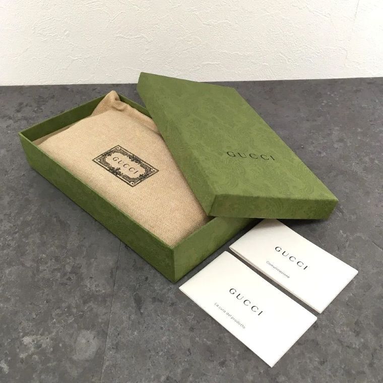 送料込み！ 未使用品 GUCCI ジップウォレット 420736 ブラック 箱付き 