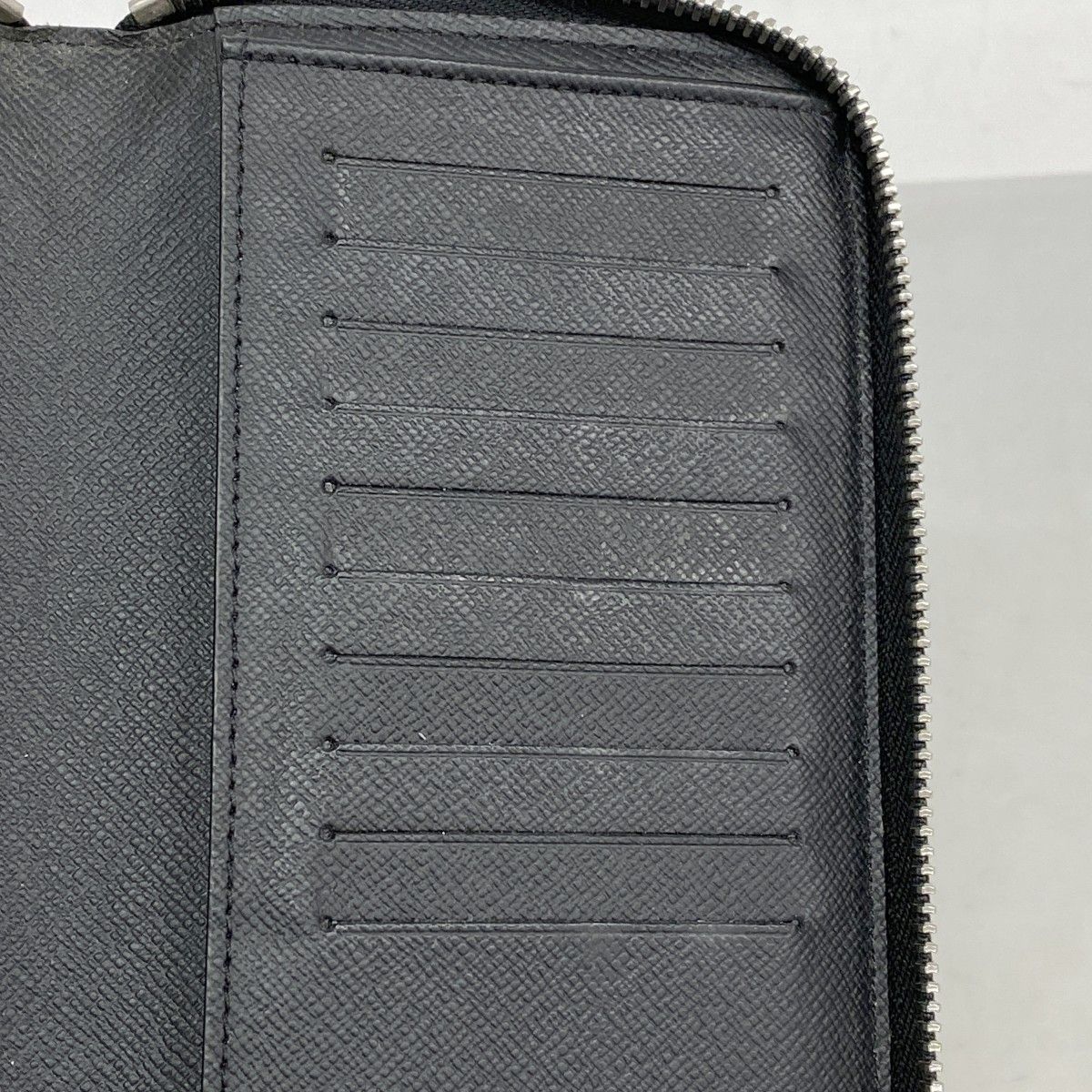 【5pc3763】ルイヴィトン 長財布 ダミエ・グラフィット ジッピーウォレットヴェルティカル N63095 ブラック【中古】メンズ ☆SALE【5pc3763】ルイヴィトン 長財布 ダミエ・グラフィット ジッピー