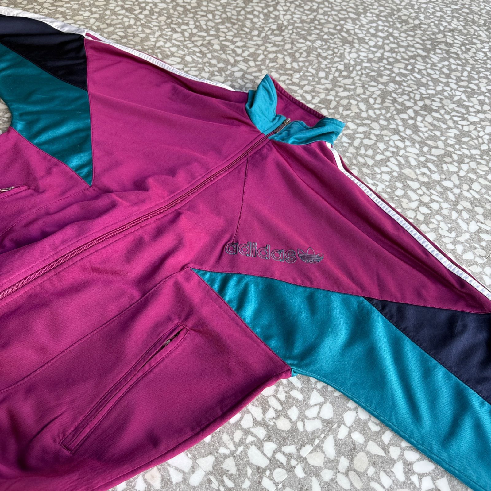 マルチカラー、トラックジャケット】オールドアディダス古着あいみょん