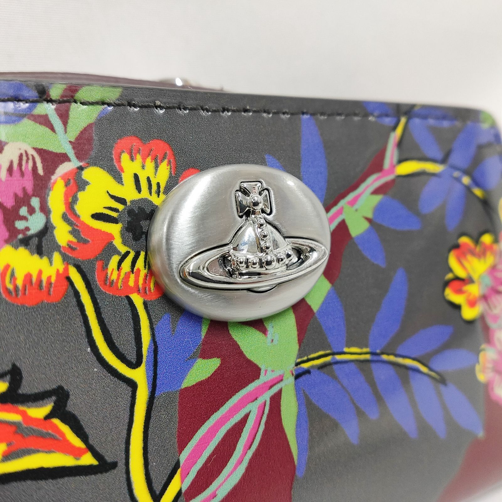 新品 未使用 ヴィヴィアンウエストウッド タイガーフラワー キーケース