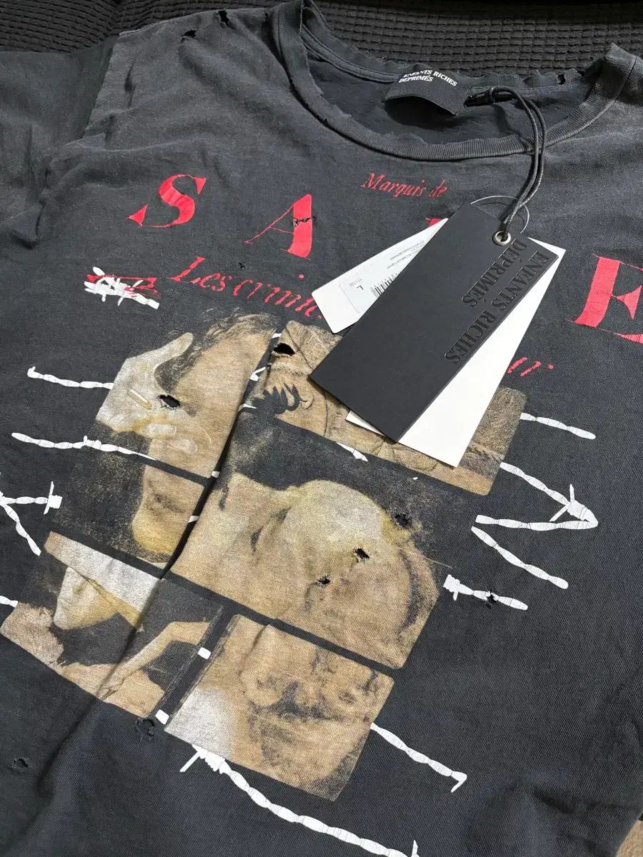 L ERD LES CRIMES DE AMOUR Tシャツ