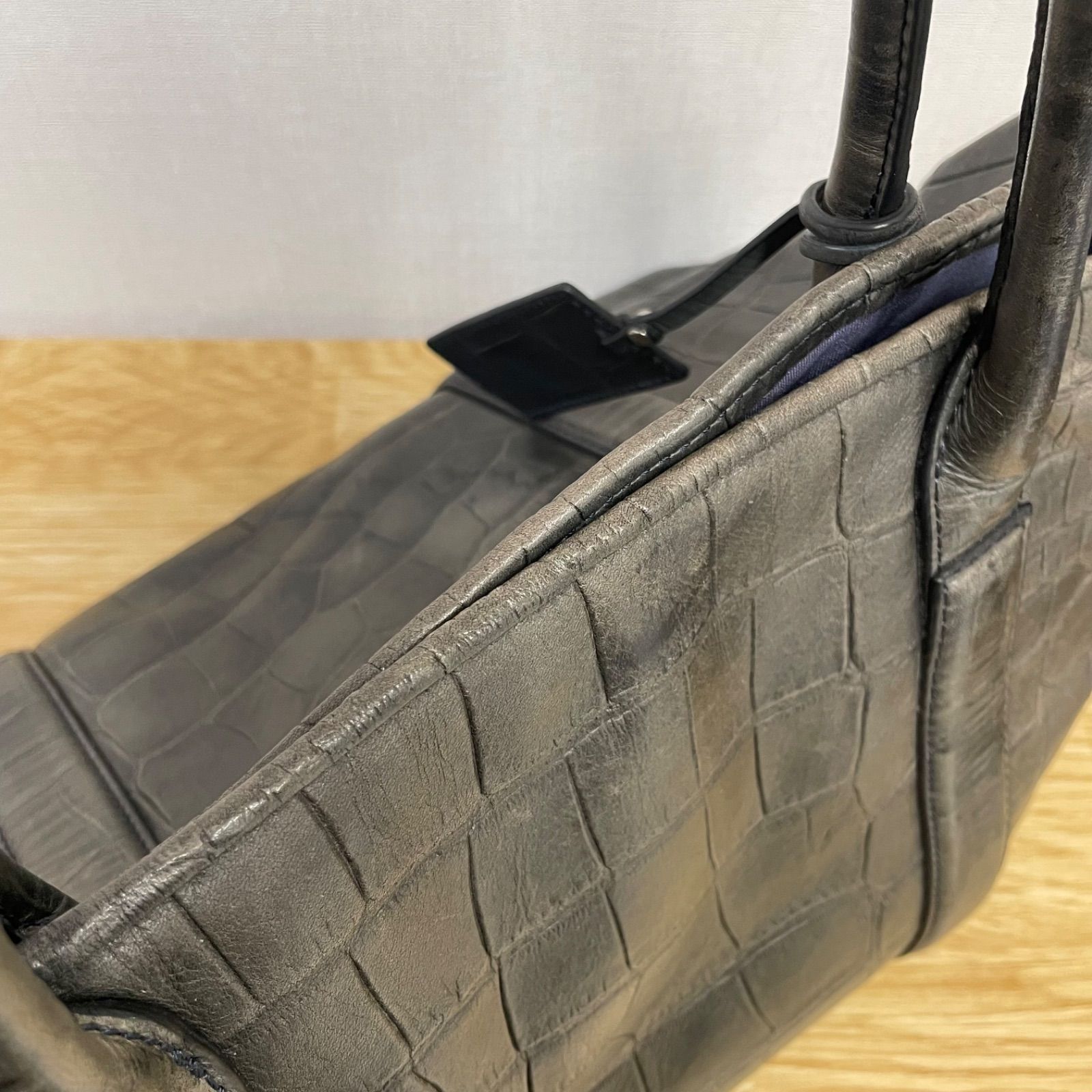 □バーニーズニューヨーク BARNEYS NEW YORK クロコ型押し トート