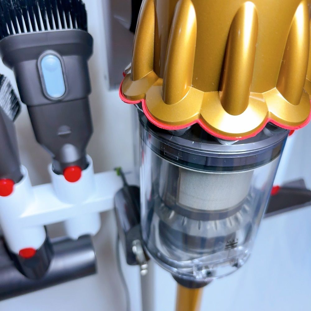 極美品】dyson Digital Slim fluffy sv18 専用スタンド付 SV18 Fluffy