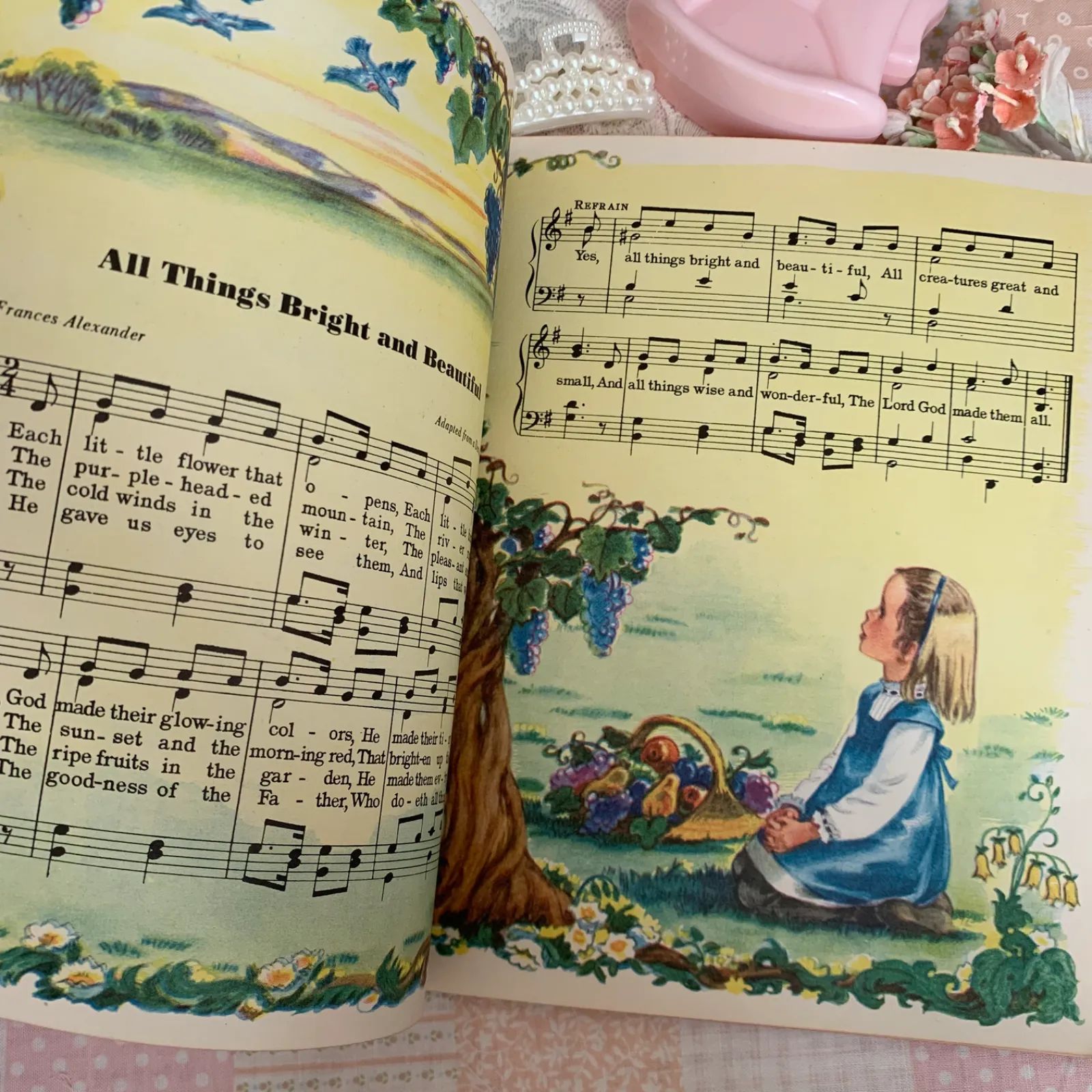 ヴィンテージ 洋書 絵本『 The Little Golden Book of Hymns 』1947年