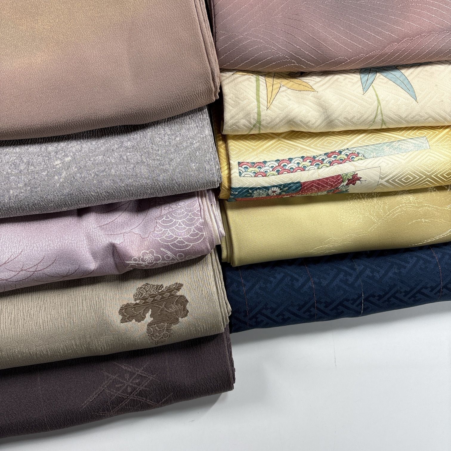 【着物まとめ売り】　正絹小紋10枚 着用可　リメイク素材　目立った汚れなし 小紋 10枚 正絹 着物まとめ売り 同梱購入歓迎 リメイク用 着付け練習用