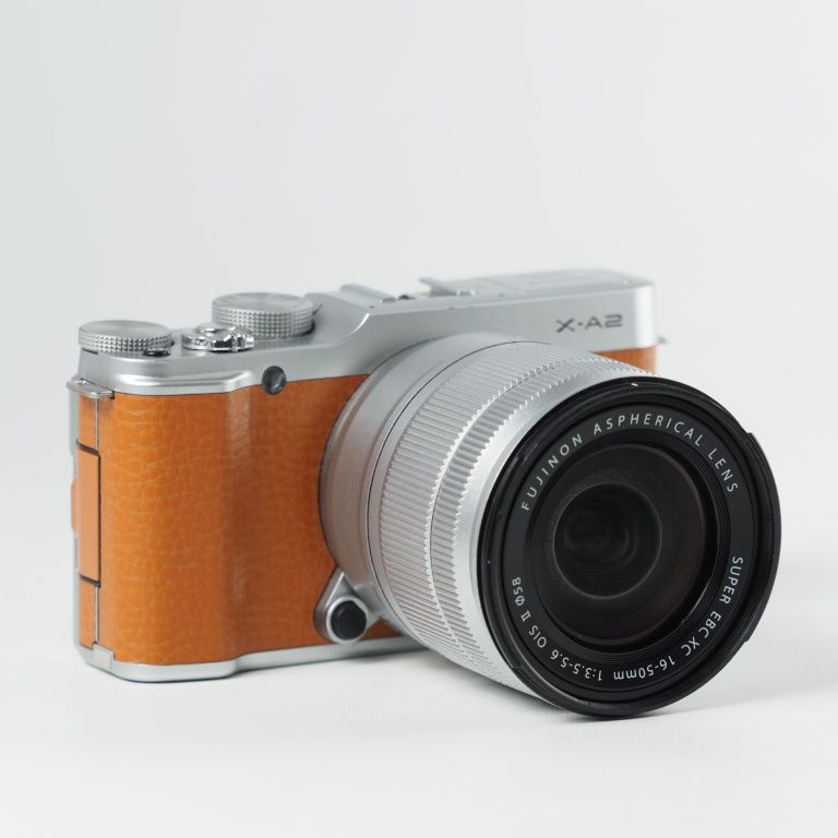 FUJIFILM ミラーレス一眼 X-A2 ブラウン X-A2BW1650 レンズキット XA2