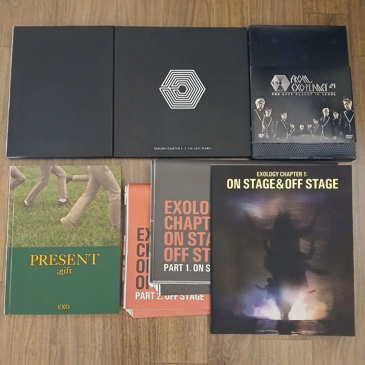 EXO フォトブック、グッズ、カード まとめ売り EXO 엑소 写真集 フォトブック PHOTOBOOK DVD まとめ売り - メルカリ