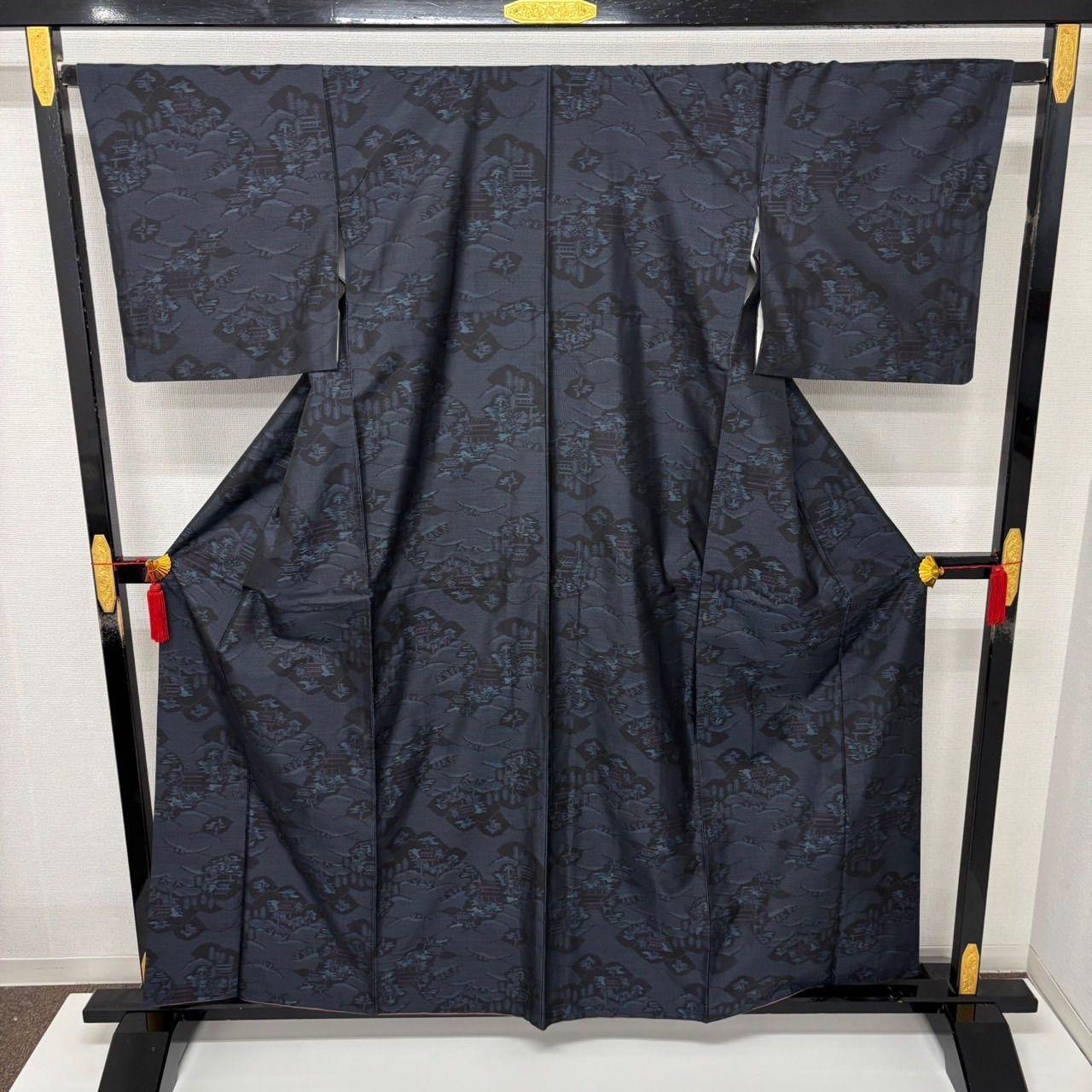 お見分け済　　美品　正絹袷　本場藍泥大島紬 本場大島紬 泥藍染 裄65 素敵な絣柄 正絹 着物 MK-2728 - メルカリ