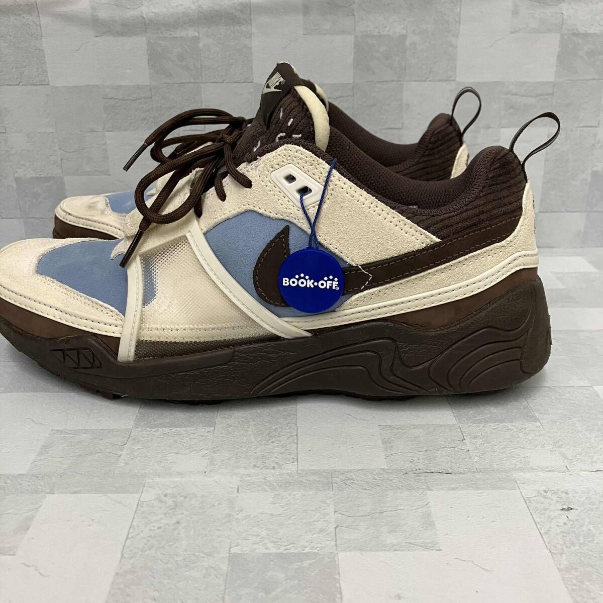 Travis Scott × Nike トラヴィススコット × ナイキ Zoom Field Jaxx