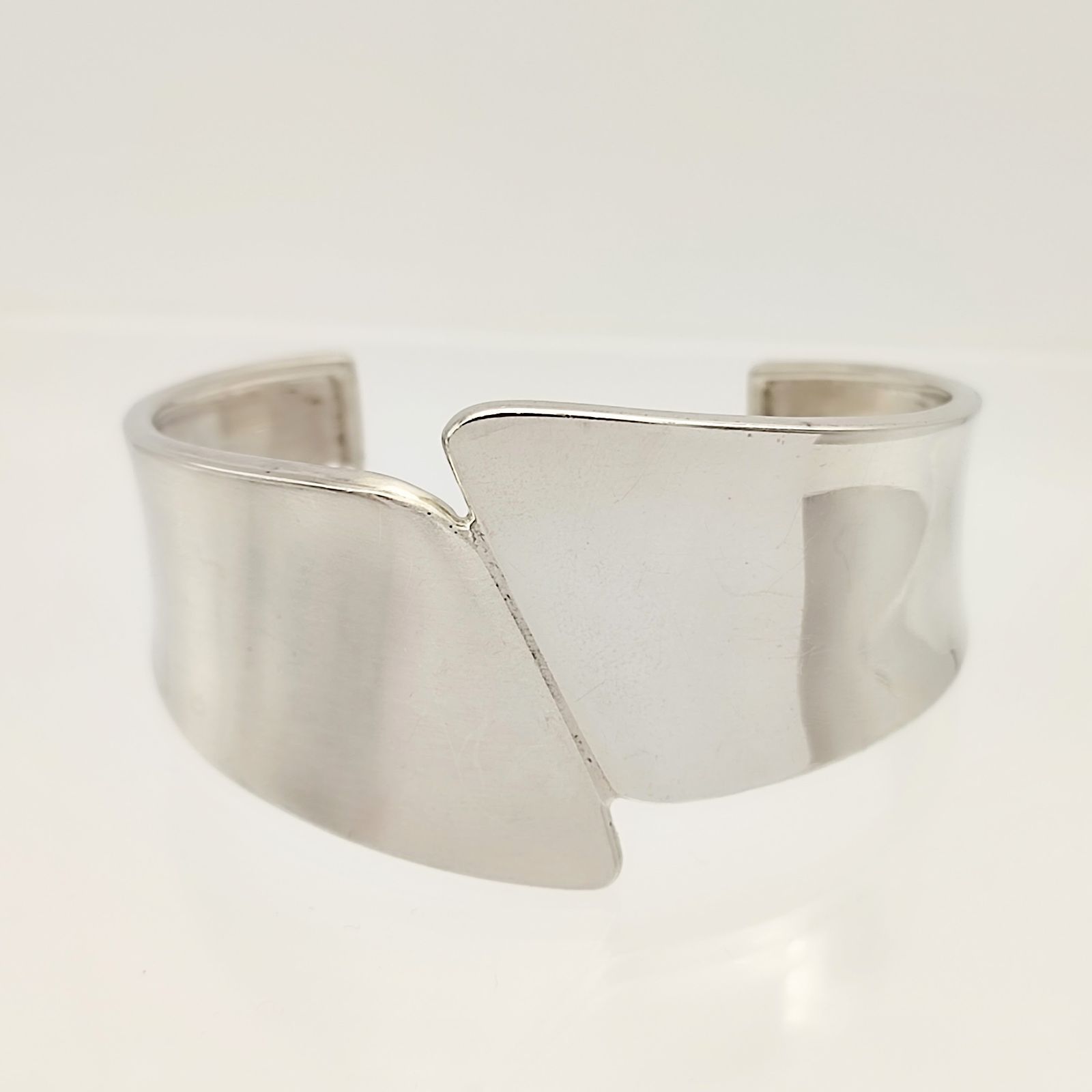 美品】シルバーデザインワイドバングル SILVER シルバー925