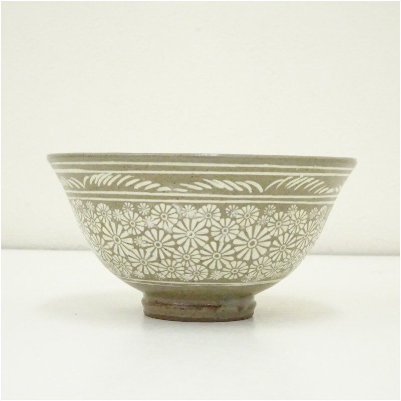 韓国三島手茶碗　柳昌坤作 韓国 柳昌坤 高麗三島茶碗 韓国瑞昌陶芸研究所 瑞昌窯 白土象嵌細工 共