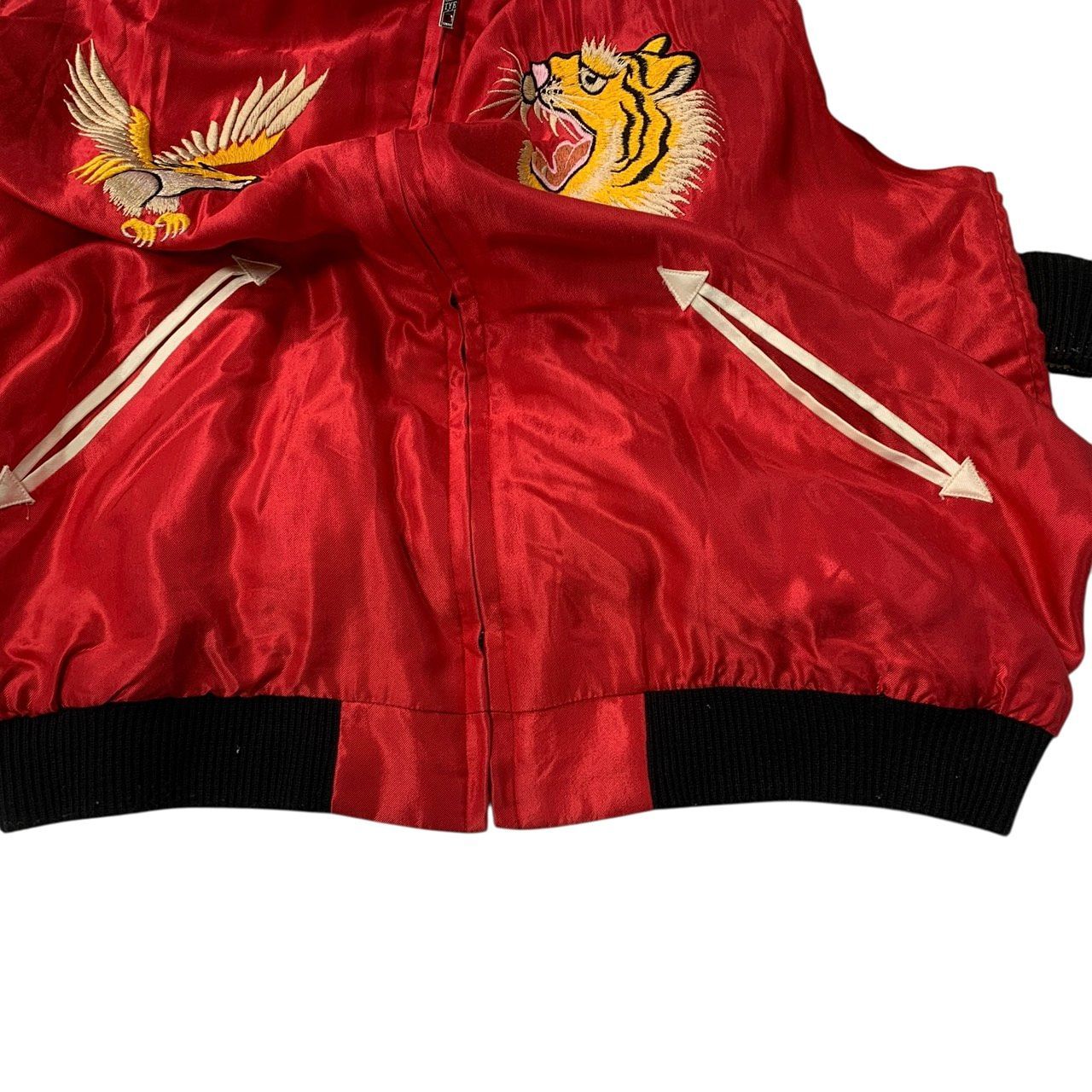 ♪3699 テーラー東洋 リバーシブル スカジャン XLサイズ 虎 鷹 鷲 赤