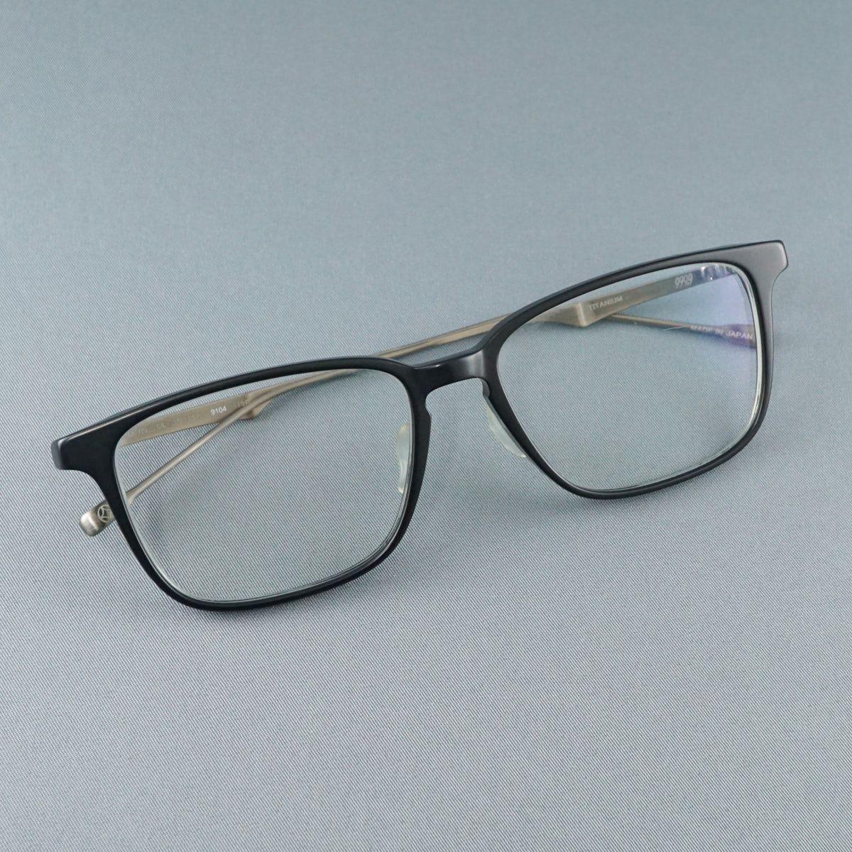 999.9 フォーナインズ 眼鏡 USED美品 APM-09 col.9104 ブラックマット