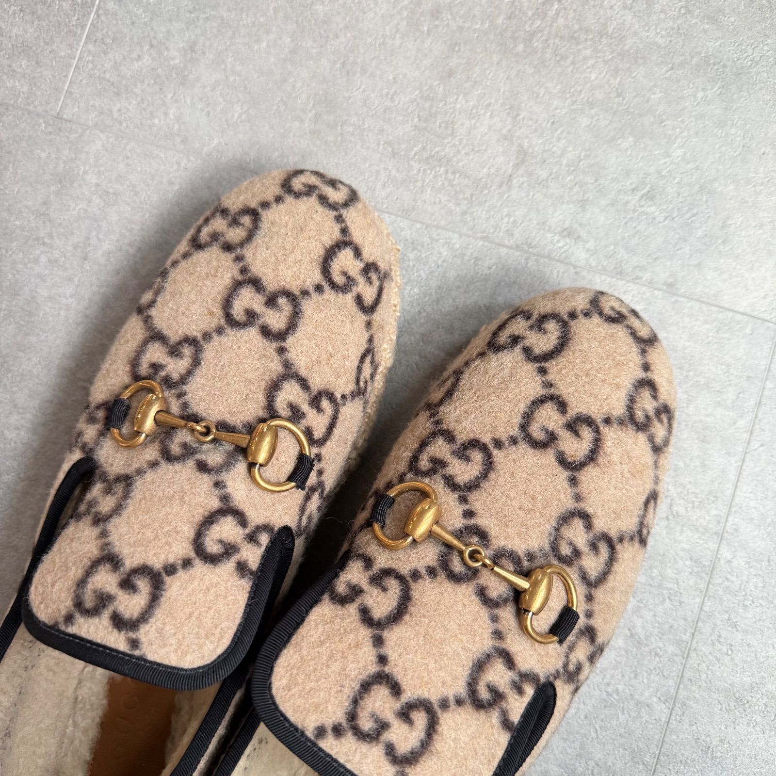 GUCCI グッチ スリッポン ローファー ホースビット モカシン ウール