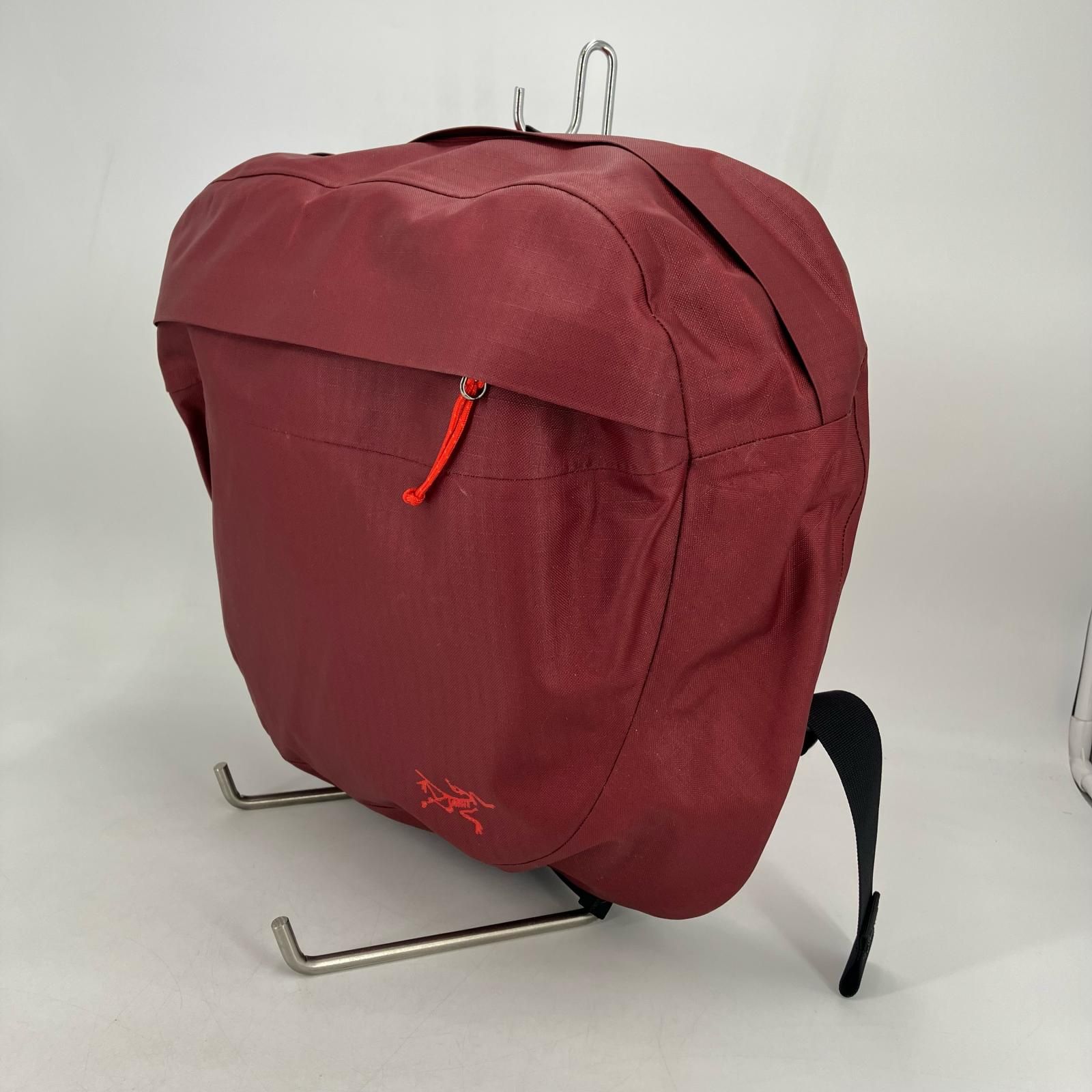 ARC'TERYX レッド　ショルダーバッグ　アークテリクス イオン広店】 中古 ARC'TERYX | アークテリクス ショルダーバッグ