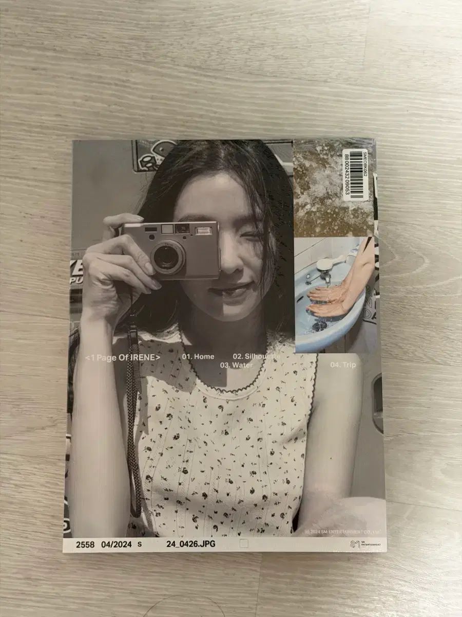 Red Velvet アイリーン（IRENE）展示会 フォトブック トレカ Red Velvet(レッドベルベット・レドベル) アイリーン(IRENE) 展示会