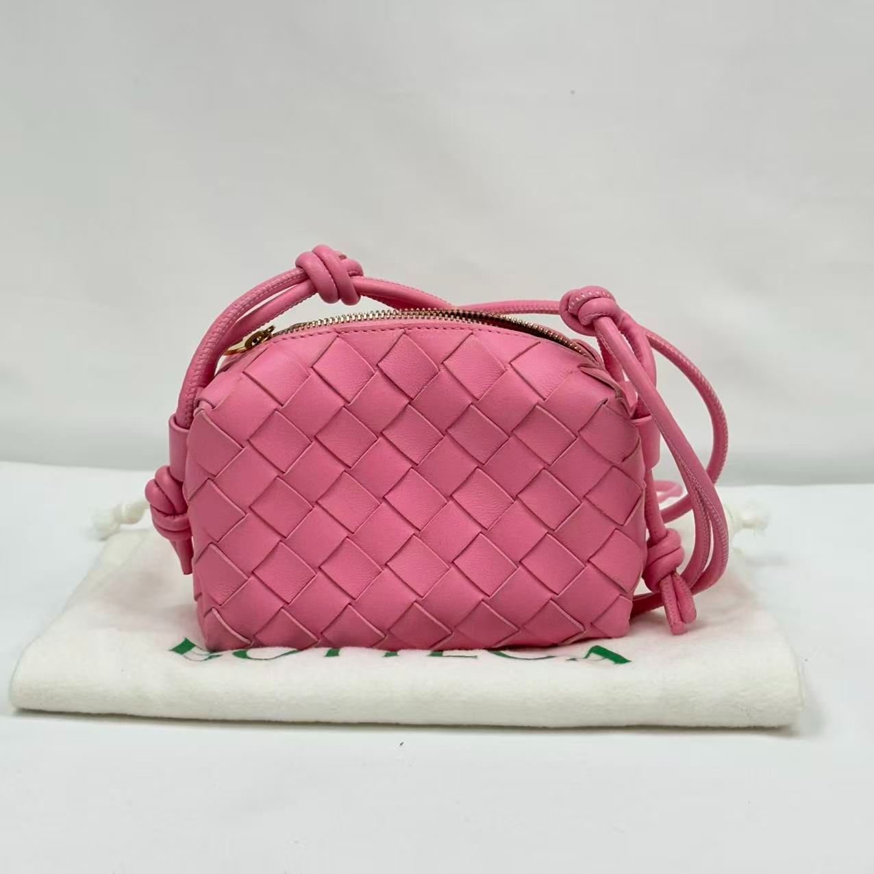 BOTTEGA VENETA ボッテガヴェネタ□イントレチャート チェーン BOTTEGA VENETA ボッテガヴェネタ□イントレチャート チェーン