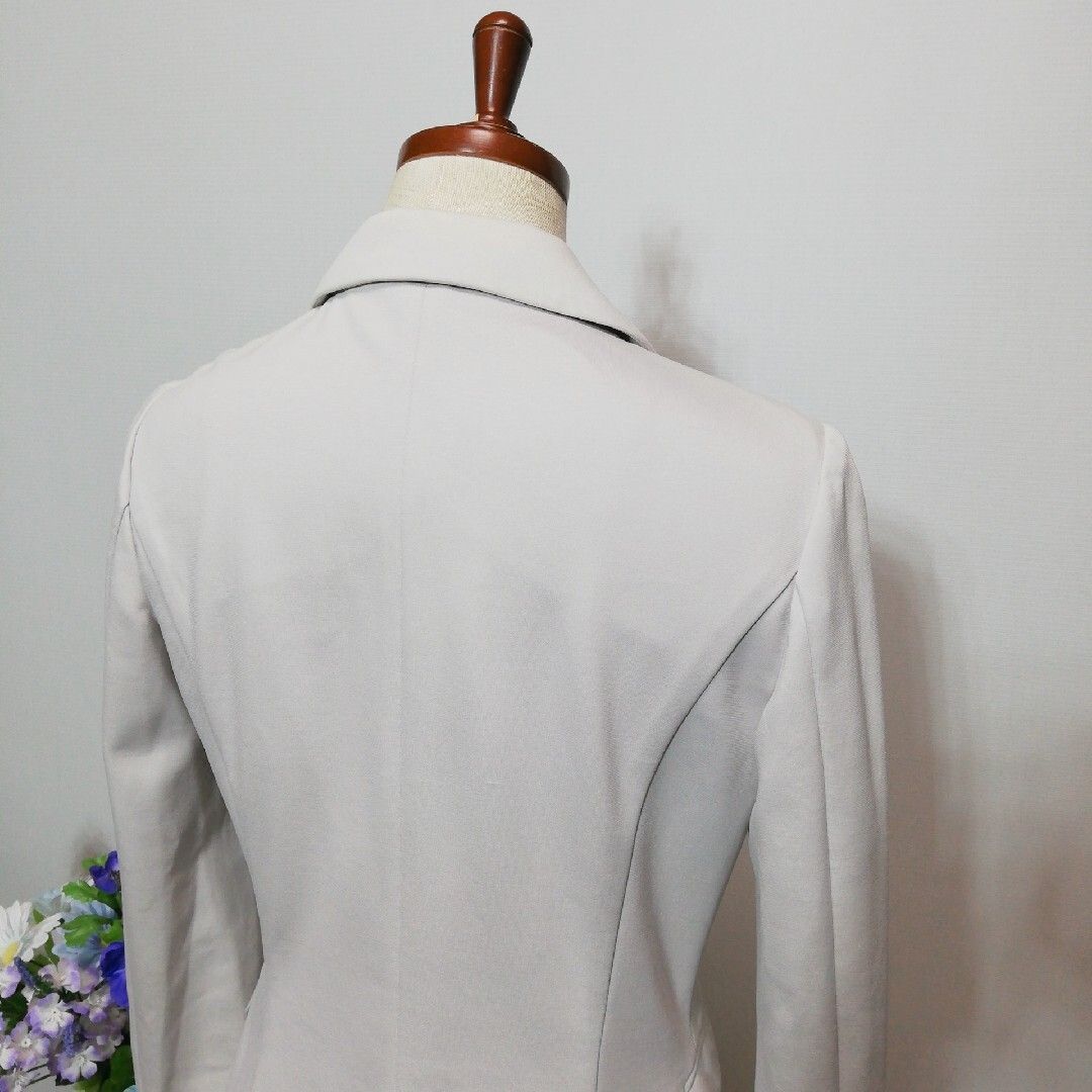 【極美品】ナラカミーチェ 定価3.6万 麻調ペールカラー ノーカラージャケット2 ナラカミーチェ 極上美品 1つボタン テーラードジャケット Мサイズ