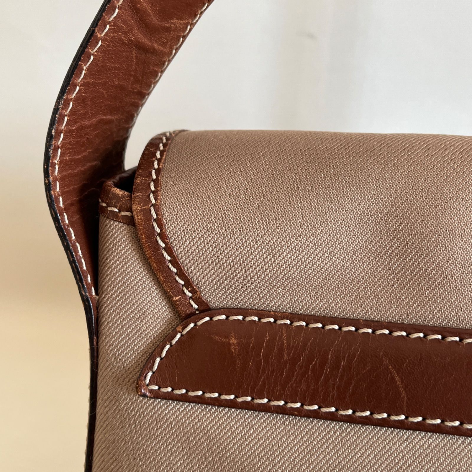 HUNTING WORLD ハンティングワールド ショルダーバッグ サファリ