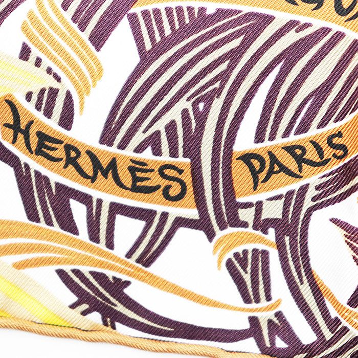 HERMES エルメス カレ90 シルク100％ JAGUAR QUETZAL ジャガー