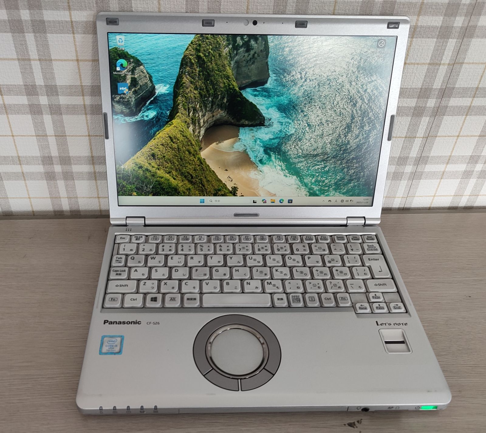 激軽850g レッツノート高速起動 CF-SZ6 i5-7300U 8GBメモリ SSD 256GB