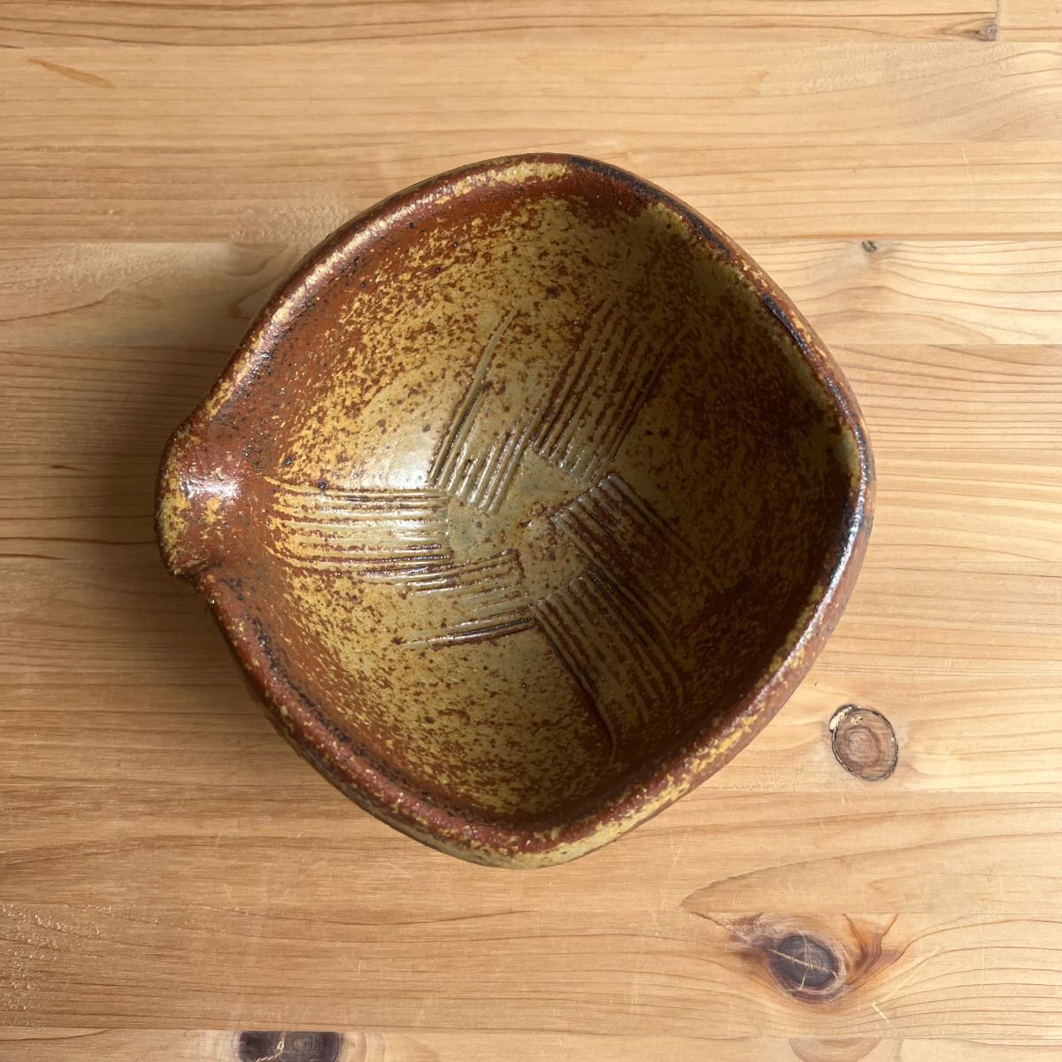 ヴィンテージ 上野焼宗家渡窯 鉄釉鉢 上野焼宗家渡窯 鉄釉鉢 ヴィンテージ 上野焼宗家渡窯 鉄釉鉢 - メルカリ