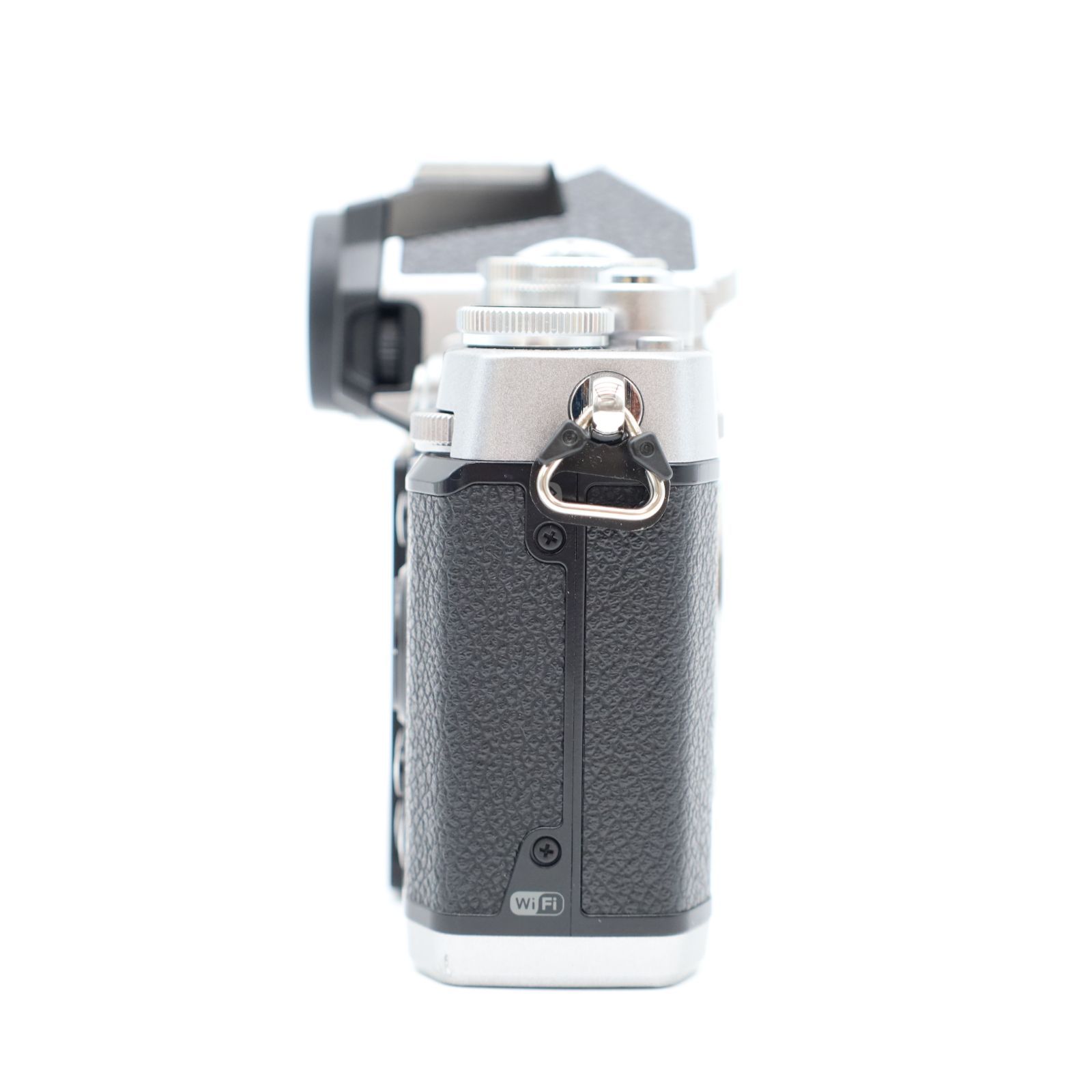 ショット数647回、元箱付き。☆新品級☆ Nikon ニコン Zfc ボディ