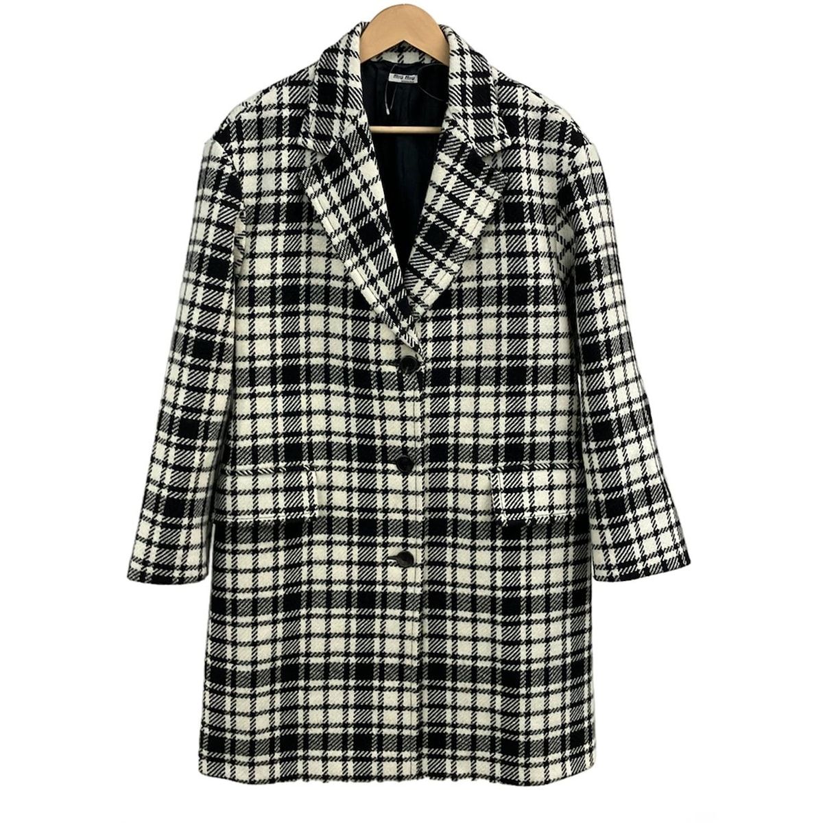 ミュウミュウ　コート　38サイズ miumiu(ミュウミュウ) コート サイズ38 S レディース美品 - 黒