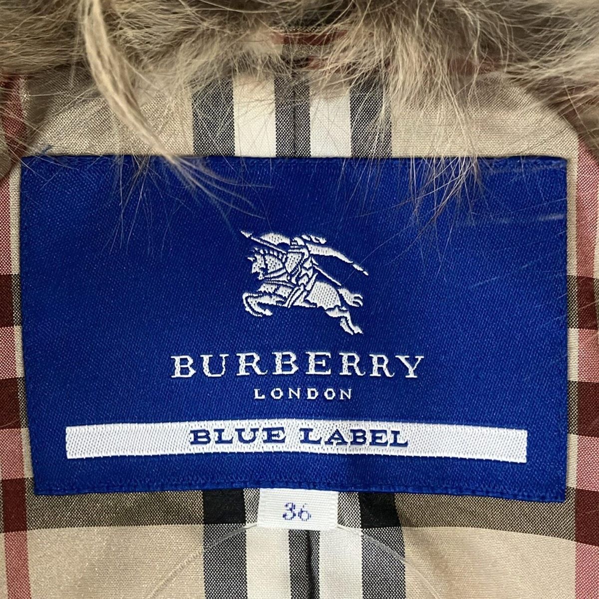 Burberry BLUE LABEL フォックスファー付きコート36 Burberry Blue Label(バーバリーブルーレーベル) コート サイズ36 S