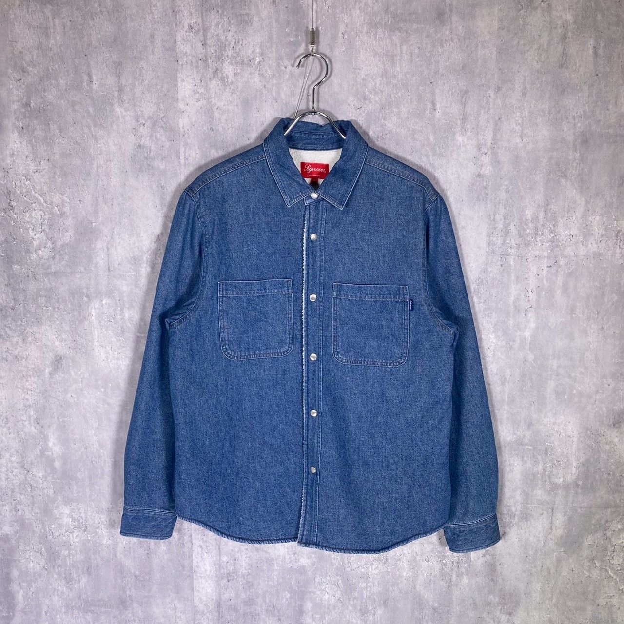 『SUPREME』シュプリーム (M) 裏地ボア デニムシャツジャケット SUPREME』シュプリーム (M) 裏地ボア デニムシャツジャケット - メルカリ