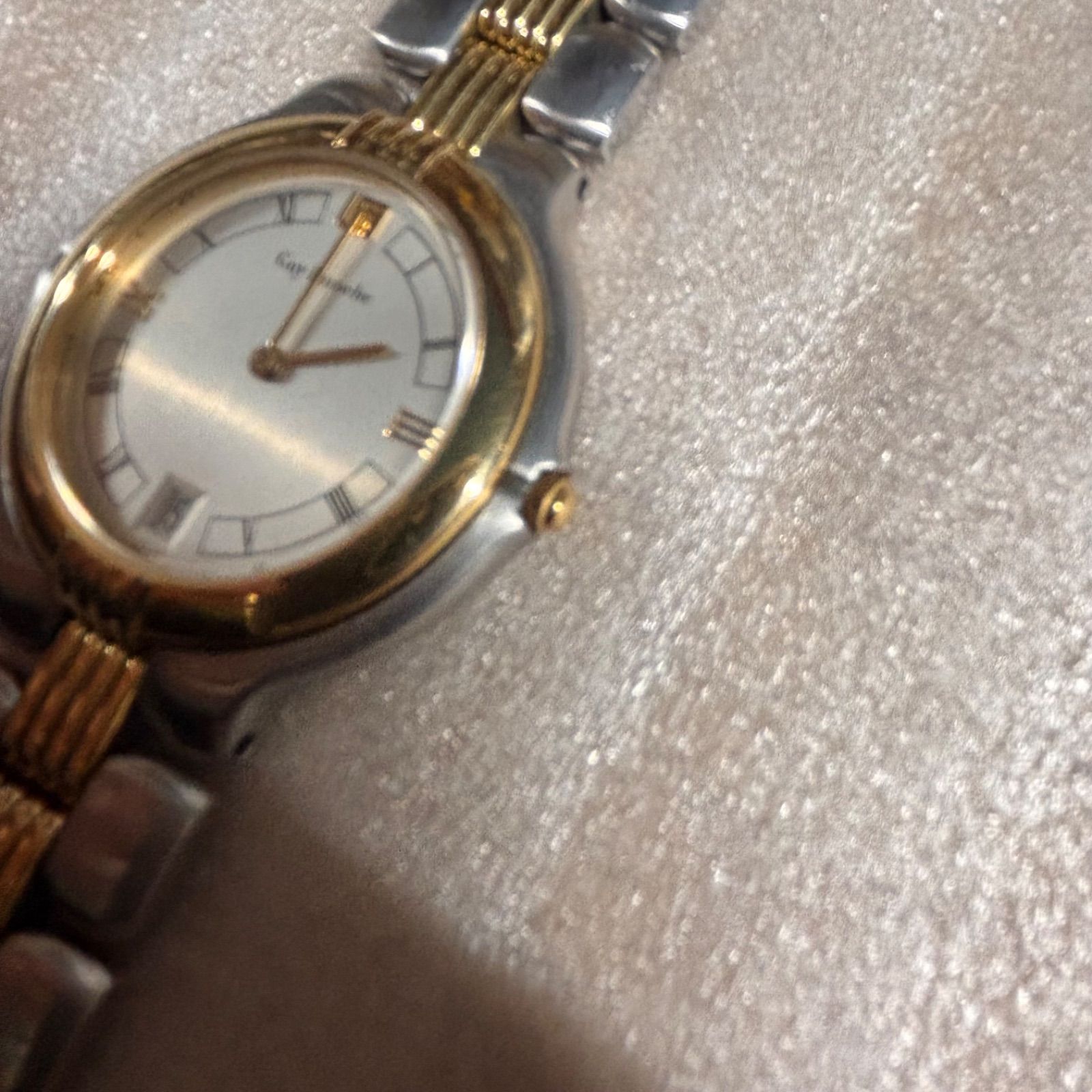 美品◎Guy Laroche デイト メンズ腕時計 スイス製 コンビ Guy Laroche ギ・ラロッシュ 腕時計 クォーツ コンビ デイト - メルカリ