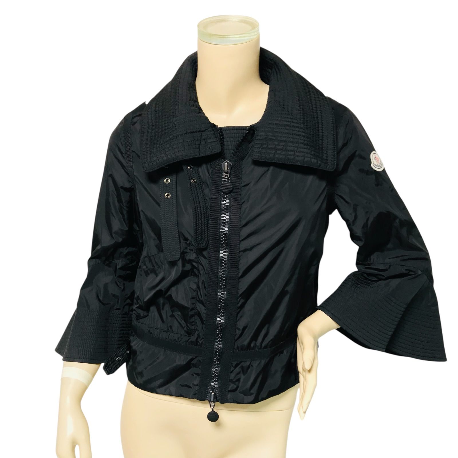 美品☆MONCLER☆モンクレール×sacai☆サカイ・コラボ SUMIE レディース