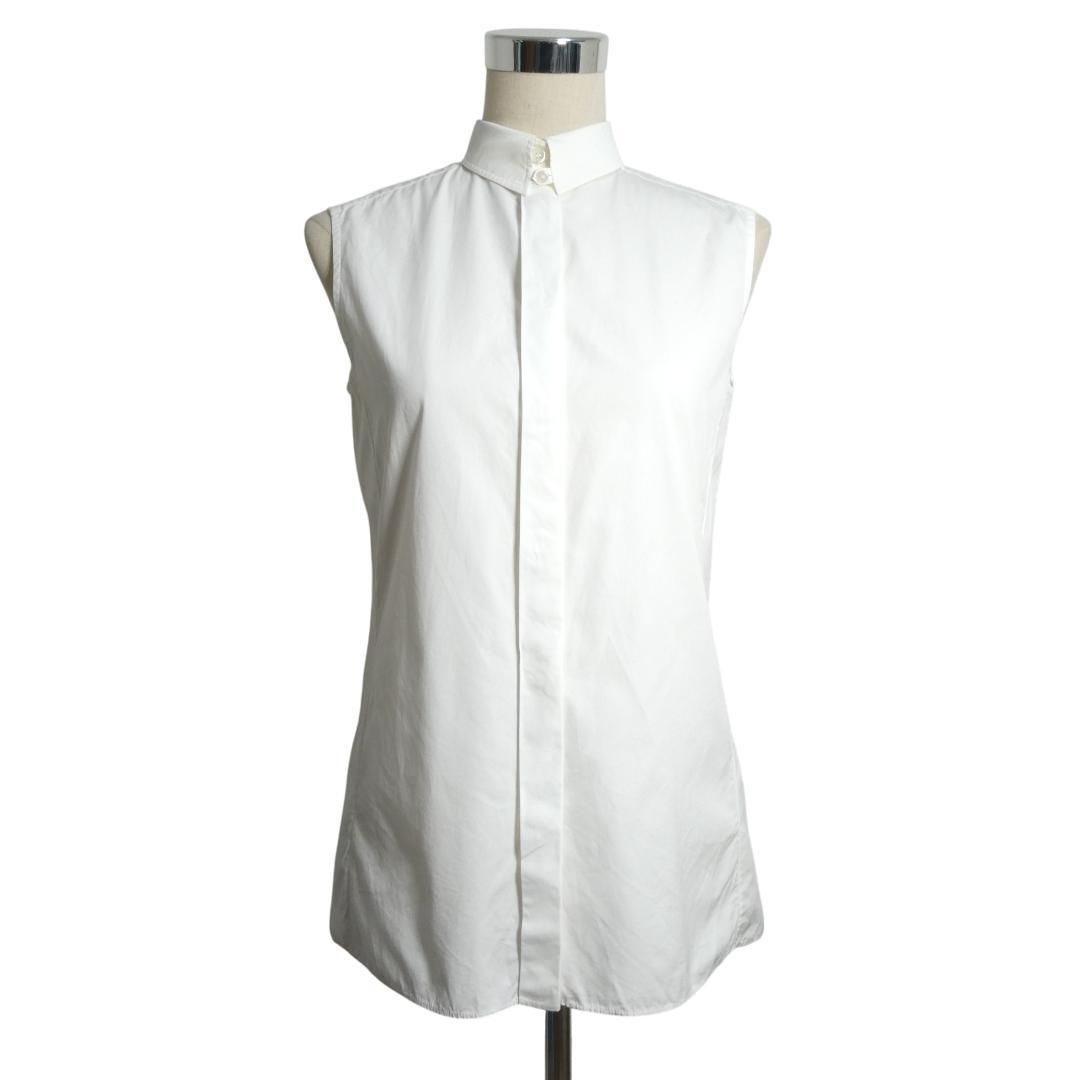 新品未使用展示品 HERMES エルメス アパレル - ブラウス 表記サイズ 34 コットン ブルー ノースリーブ【本物保証】 美品 HERMES エルメス サイズ34 セリエボタン 比翼ボタン ノースリーブ