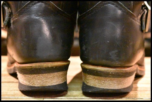 ブラッククローム