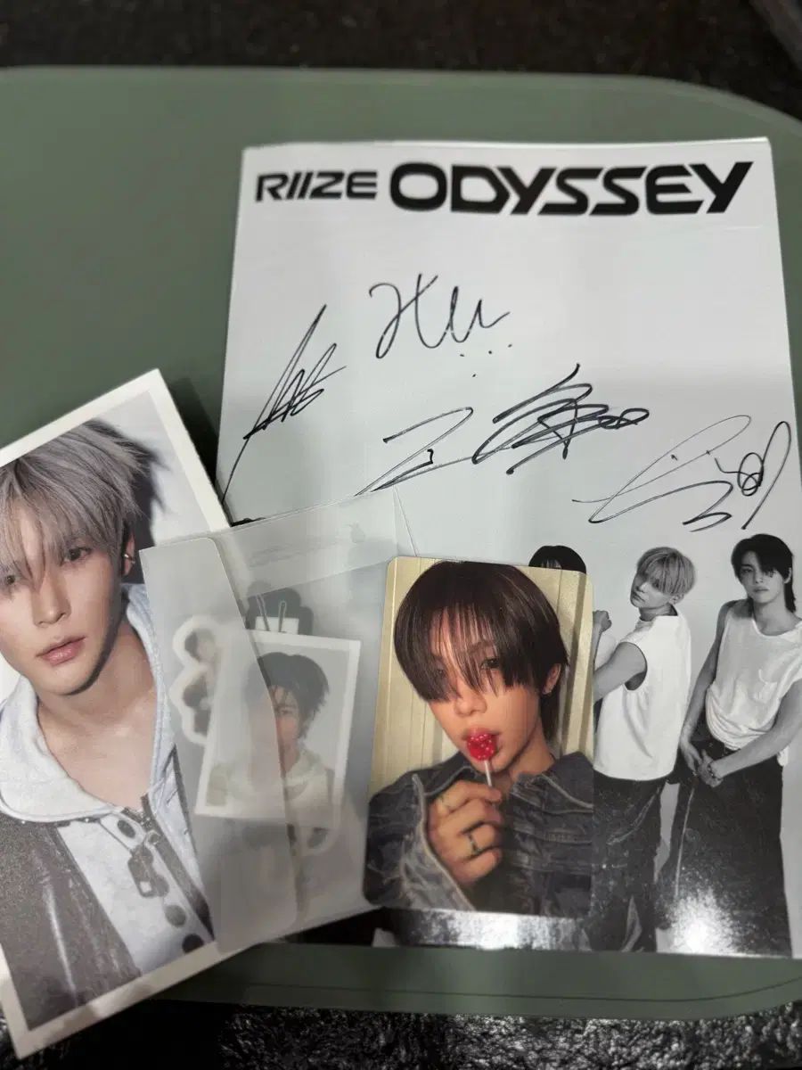 Riize プレサ 全サ 直筆 サイン odyssey RIIZE（ライズ）オデッセイ サイン入り アルバム - メルカリ