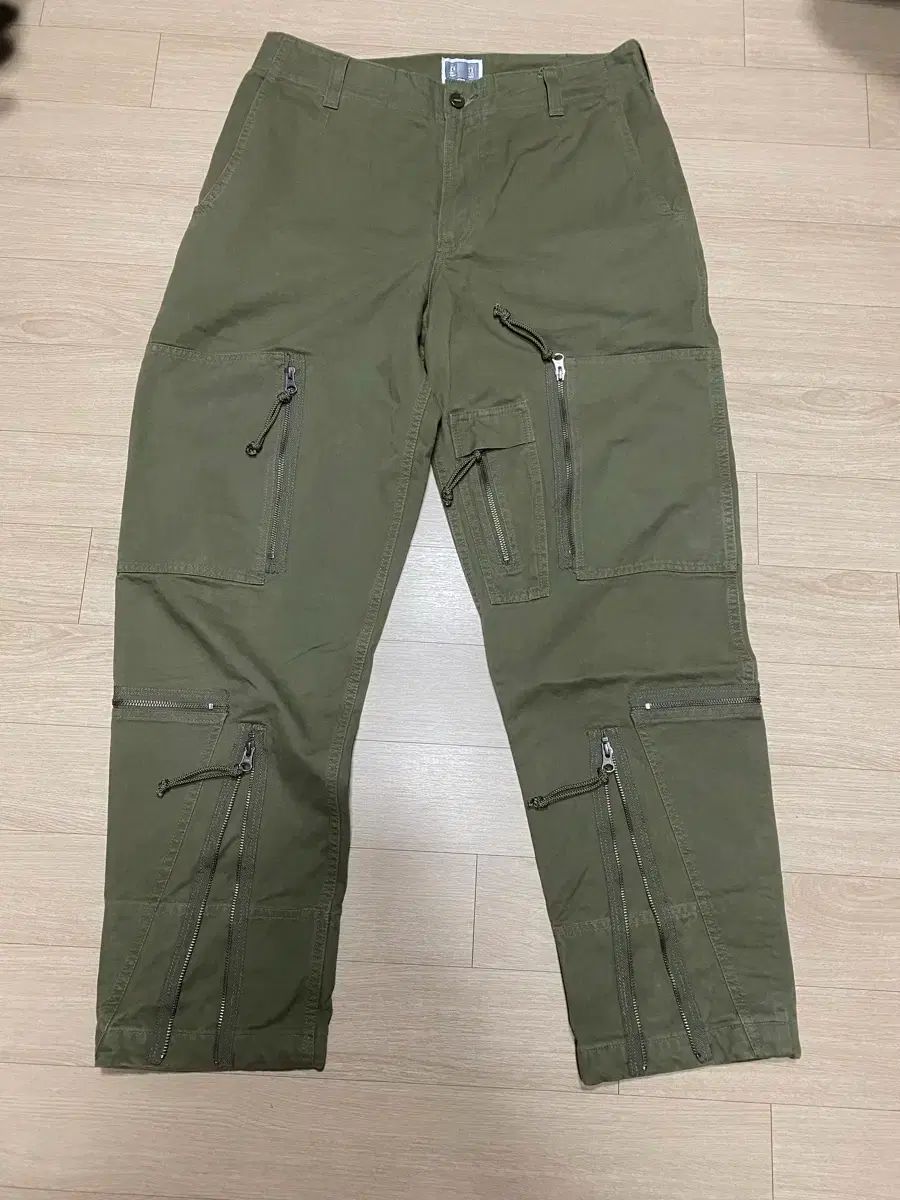 C.E YOSSARIAN マルチジッパーポケット カーゴパンツ カーキ Lサイズ 