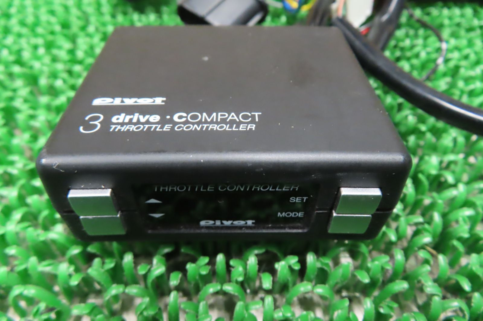 ピボット スロットルコントローラー スロコン 3drive ・COMPACT 本体 