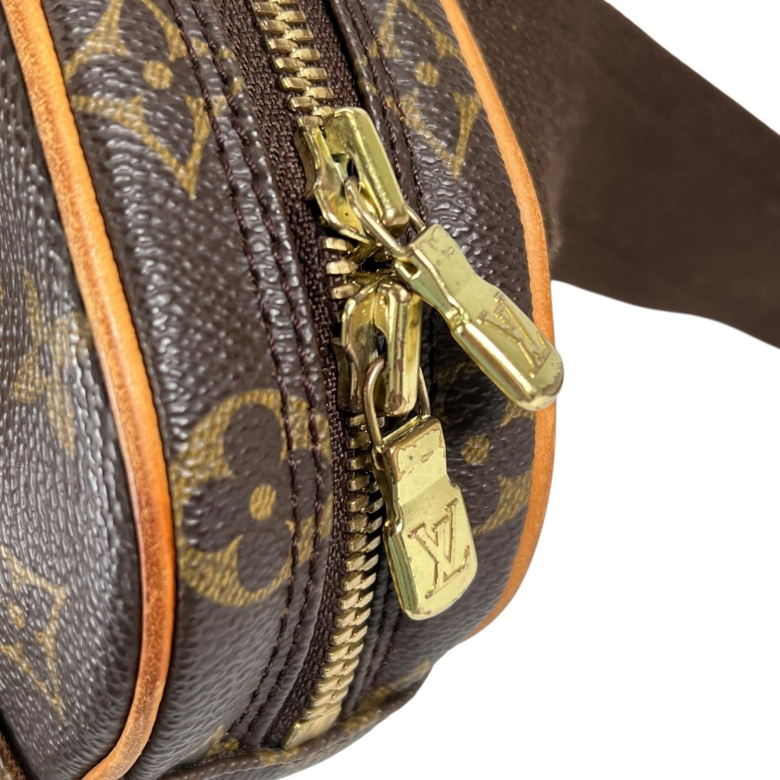 美品 LOUIS VUITTON ルイ・ヴィトン ポシェットガンジュ M51870 ボディ 