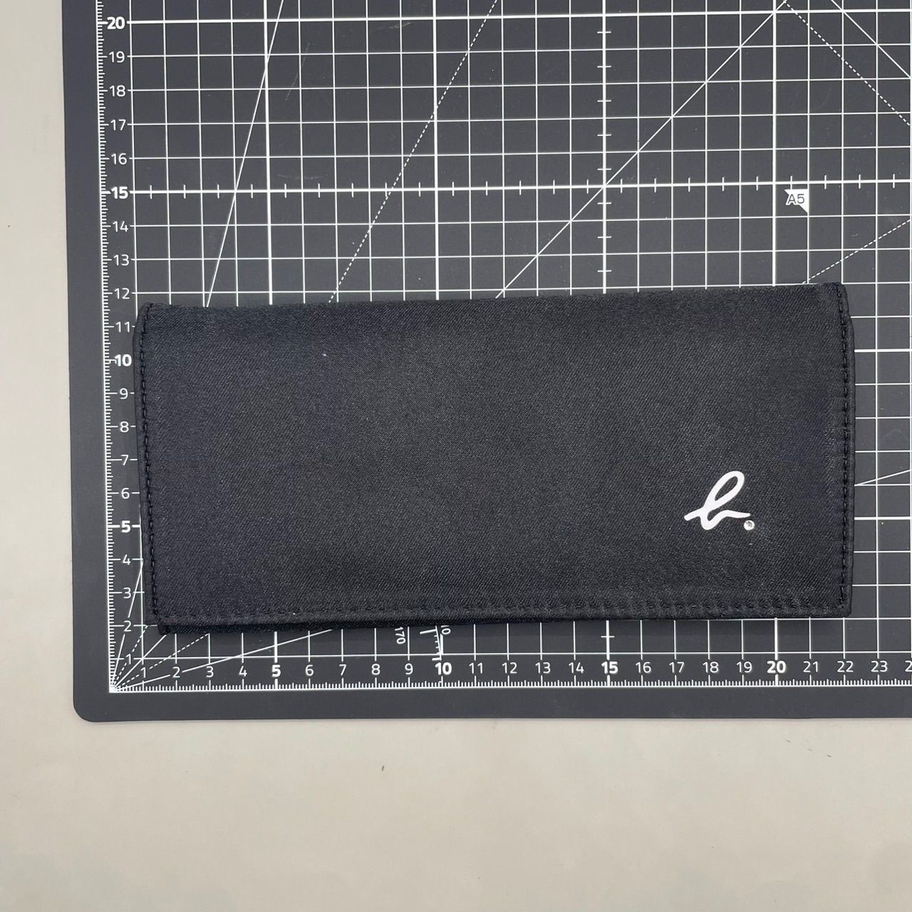 【極美品】アニエスベー 長財布 ブラック 極美品 agnes b. アニエスベー 長財布 ロングウォレット フラップ