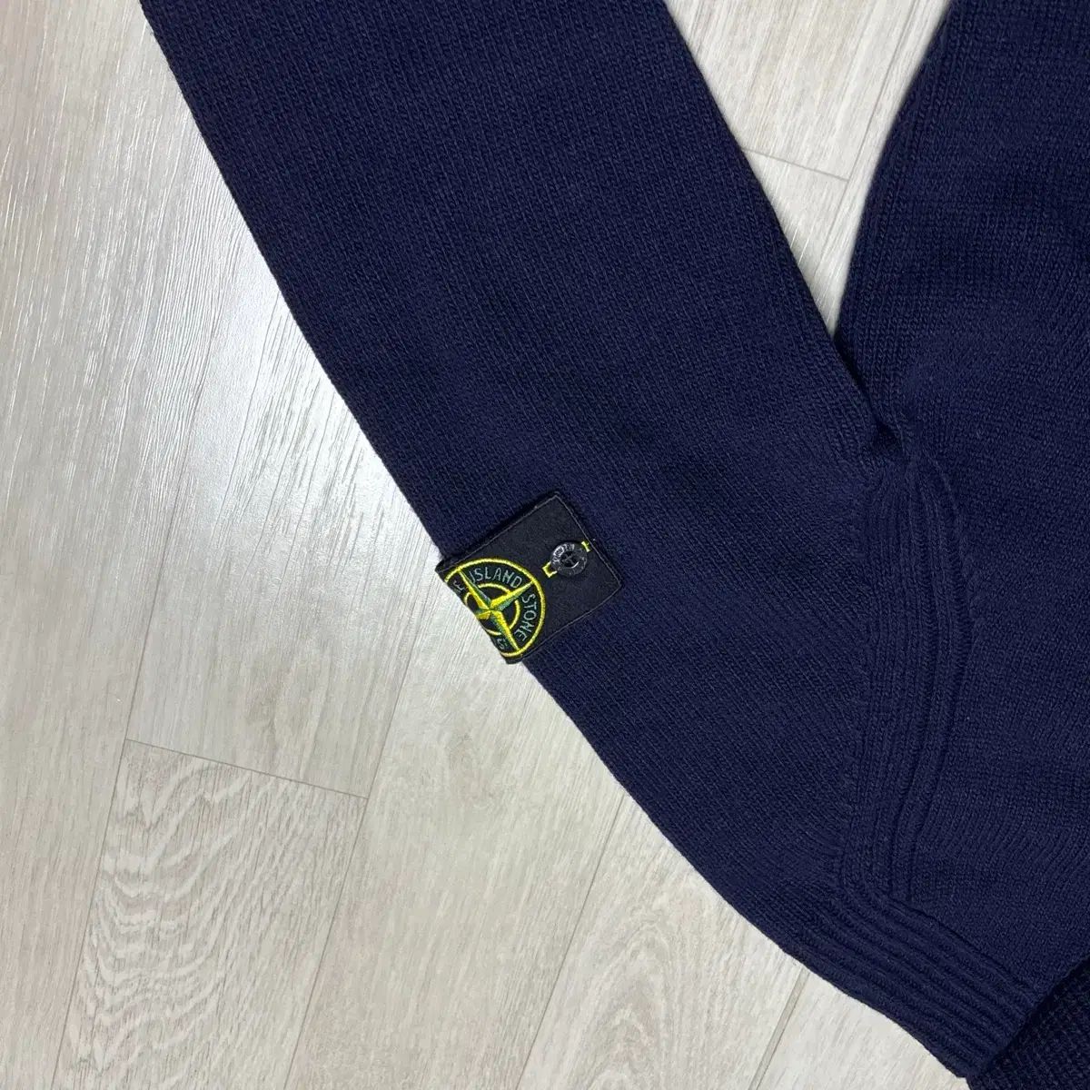 STONE ISLAND ストーンアイランド ネイビー ニット ジップアップ