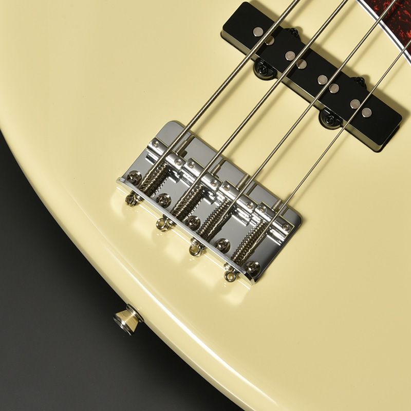 Bacchus BJB-1R white ローズウッド指板　弾きやすい　美品 Bacchus BJB-1-RSM/R-TTPG OWH (オリンピックホワイト) べっ甲 柄